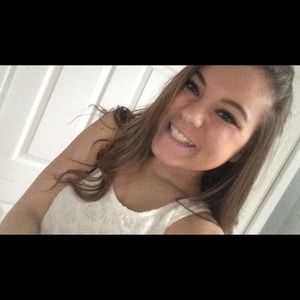 Meet your Posher, Haley